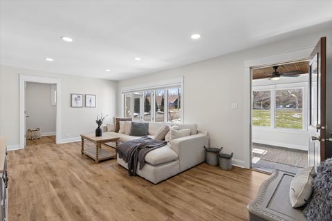 Tiny photo for 1335 S Villa Avenue, Villa Park, IL 60181 (MLS # 12595072)