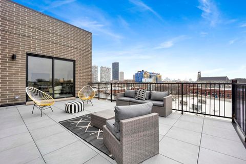 Tiny photo for 5630 N Broadway Street #2W, Chicago, IL 60660 (MLS # 12596239)