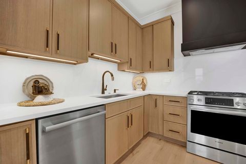 Tiny photo for 5630 N Broadway Street #2W, Chicago, IL 60660 (MLS # 12596239)