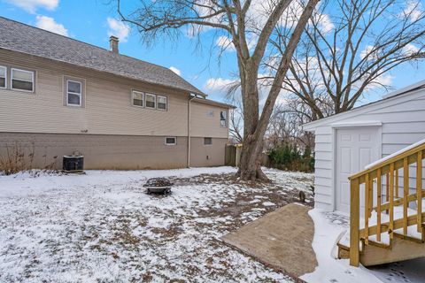 Tiny photo for 501 S Hamilton Street, Lockport, IL 60441 (MLS # 12538026)