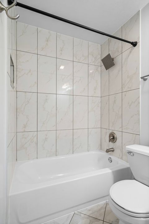 Tiny photo for 1220 Cove Drive #224D, Prospect Heights, IL 60070 (MLS # 12620572)