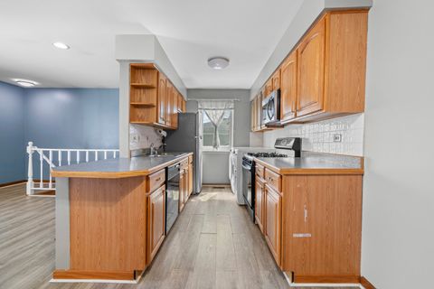 Tiny photo for 1220 Cove Drive #224D, Prospect Heights, IL 60070 (MLS # 12620572)