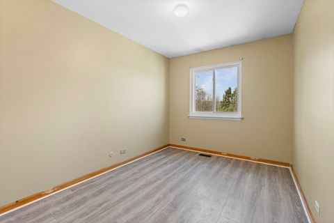 Tiny photo for 1220 Cove Drive #224D, Prospect Heights, IL 60070 (MLS # 12620572)