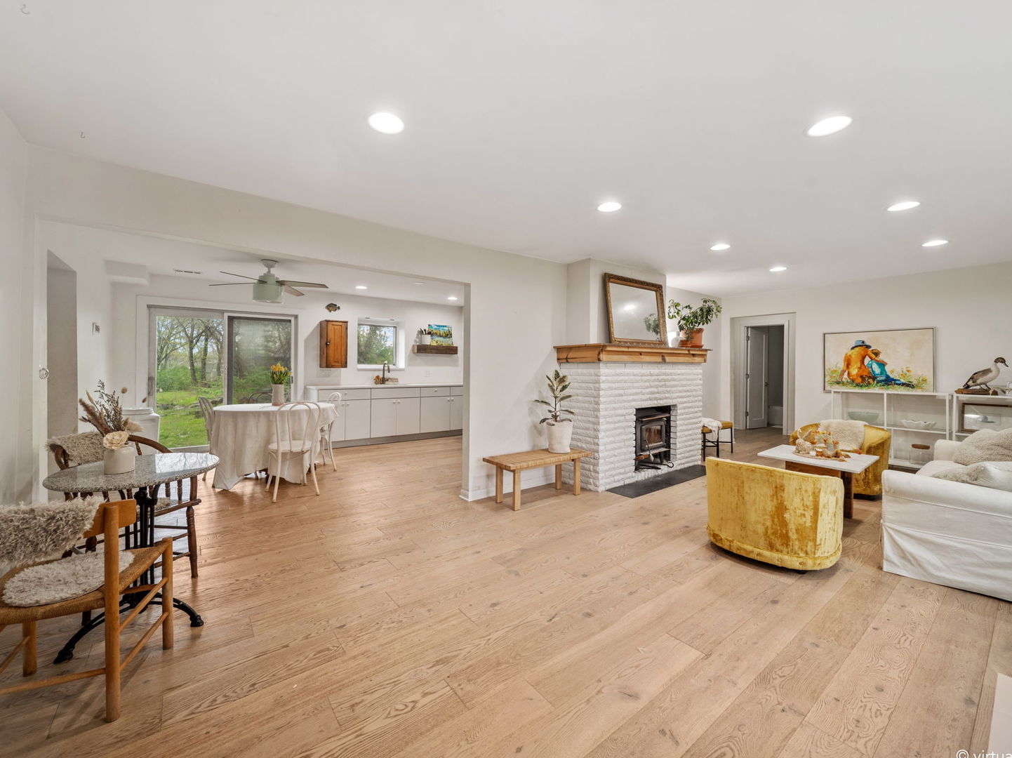 1S655 Taylor Road