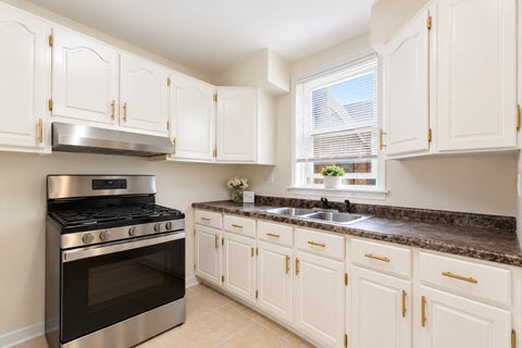 Tiny photo for 3226 Grand Boulevard, Brookfield, IL 60513 (MLS # 12785889)