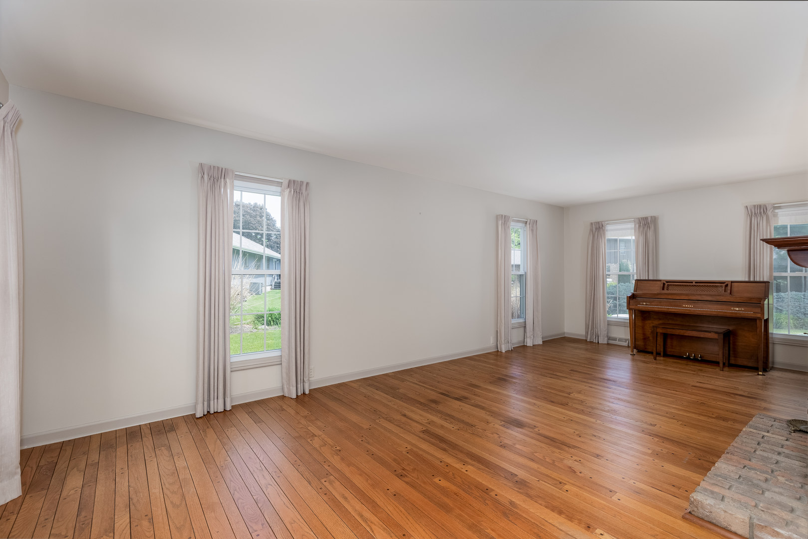 11 Oaklane Drive