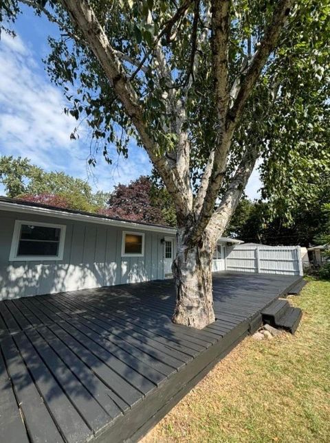 Tiny photo for 421 Lake Avenue, Crystal Lake, IL 60014 (MLS # 12495890)