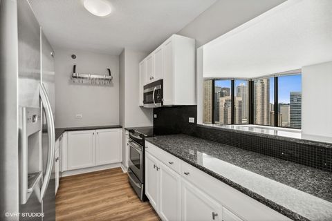 Tiny photo for 400 N La Salle Drive #3002, Chicago, IL 60654 (MLS # 12490288)