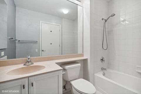 Tiny photo for 400 N La Salle Drive #3002, Chicago, IL 60654 (MLS # 12490288)