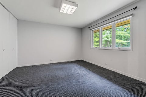 Tiny photo for 560 Thornmeadow Road, Riverwoods, IL 60015 (MLS # 12753993)