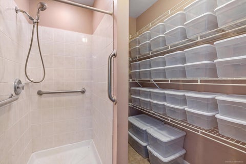 Tiny photo for 17W467 Portsmouth Drive, Darien, IL 60561 (MLS # 12749618)