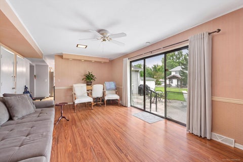 Tiny photo for 17W467 Portsmouth Drive, Darien, IL 60561 (MLS # 12749618)