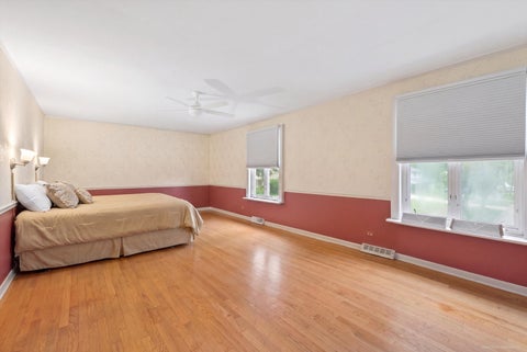 Tiny photo for 17W467 Portsmouth Drive, Darien, IL 60561 (MLS # 12749618)