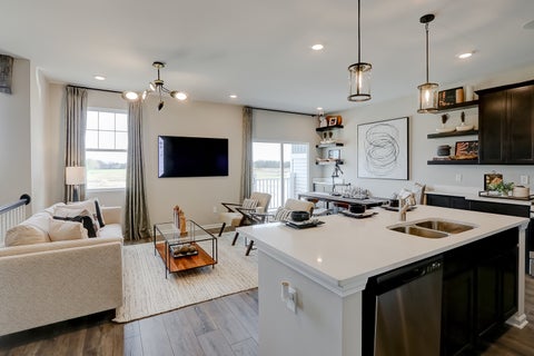 Tiny photo for 402 Comstock Road, South Elgin, IL 60177 (MLS # 12665613)