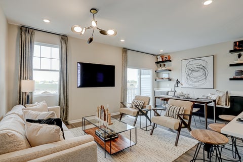 Tiny photo for 402 Comstock Road, South Elgin, IL 60177 (MLS # 12665613)