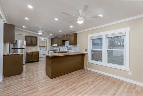 Tiny photo for 133 South Street, Seneca, IL 61360 (MLS # 12604456)