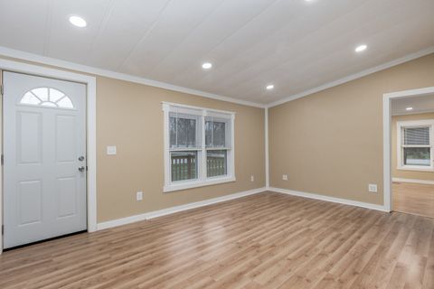 Tiny photo for 133 South Street, Seneca, IL 61360 (MLS # 12604456)