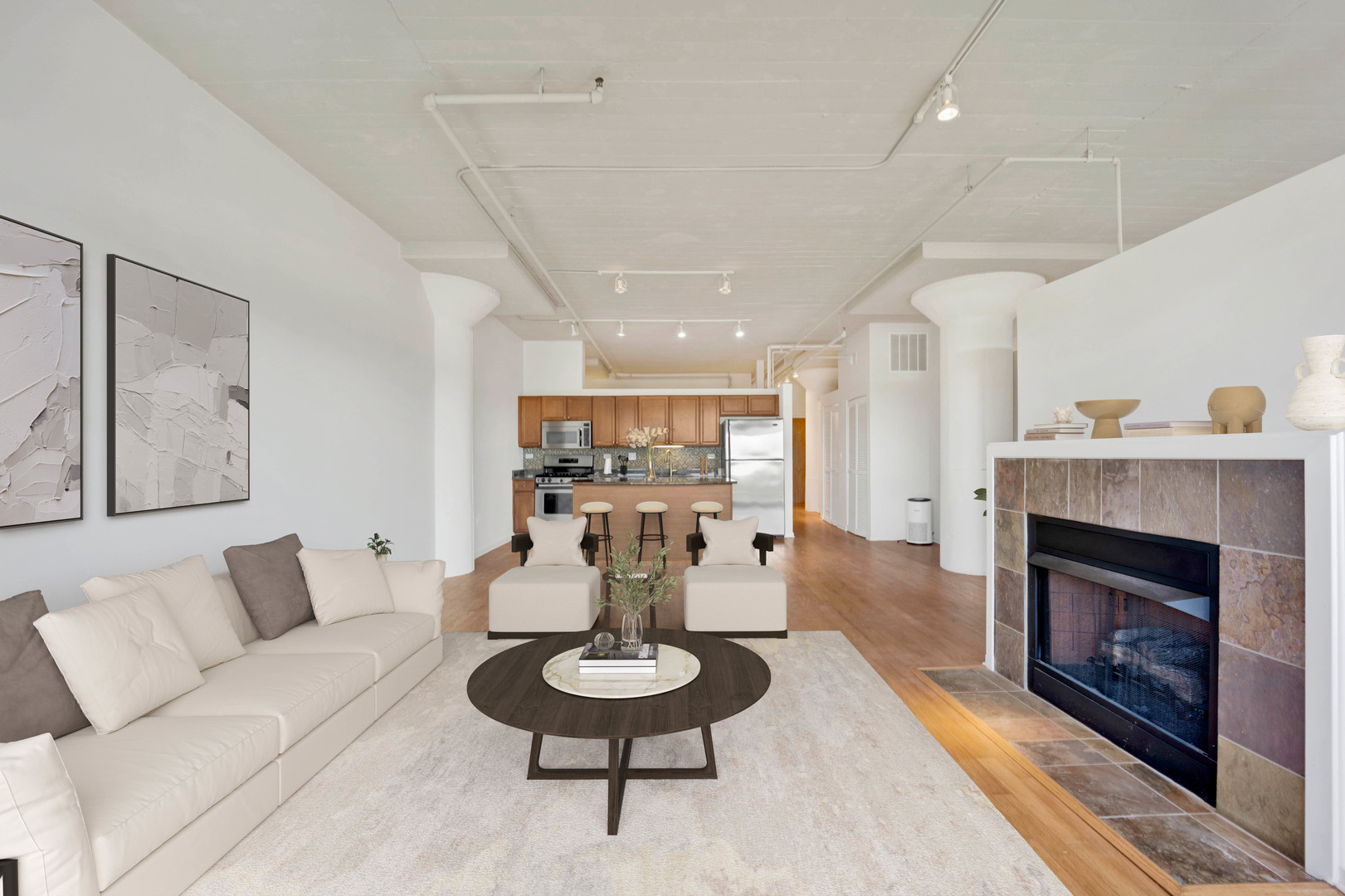 1525 S Sangamon Street 312