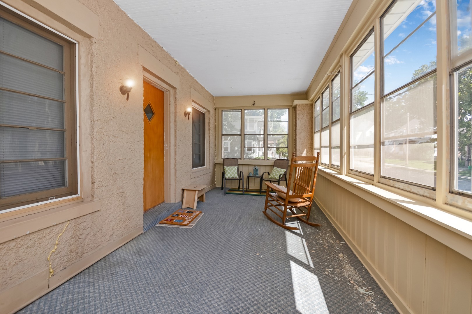 Bloomington, Illinois 61701, United States, 3 Bedrooms Bedrooms, ,3 BathroomsBathrooms,Residential,Active,195618