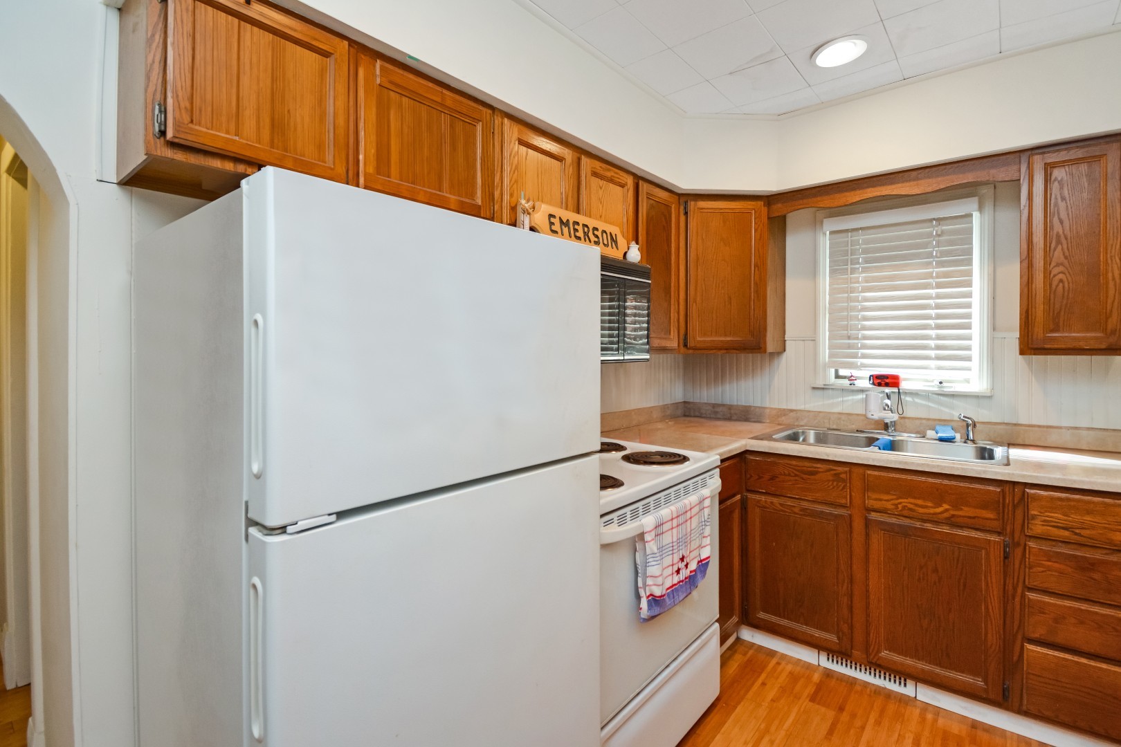 Bloomington, Illinois 61701, United States, 3 Bedrooms Bedrooms, ,3 BathroomsBathrooms,Residential,Active,195618