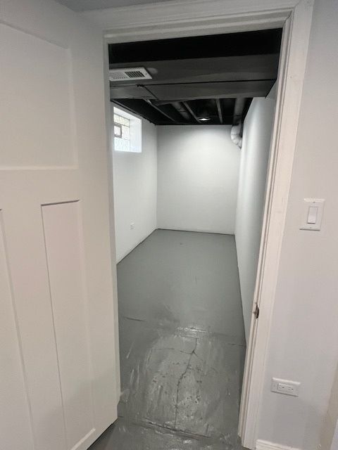 Tiny photo for 805 Helmholz Avenue, Waukegan, IL 60085 (MLS # 12541825)