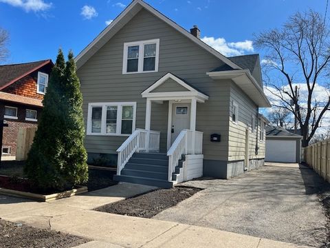 Tiny photo for 805 Helmholz Avenue, Waukegan, IL 60085 (MLS # 12541825)