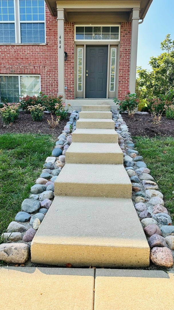 484 Belvedere Lane