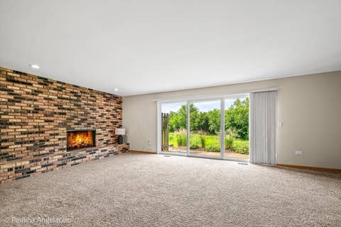 Tiny photo for 422 E Russell Street #422-424, Barrington, IL 60010 (MLS # 12682836)