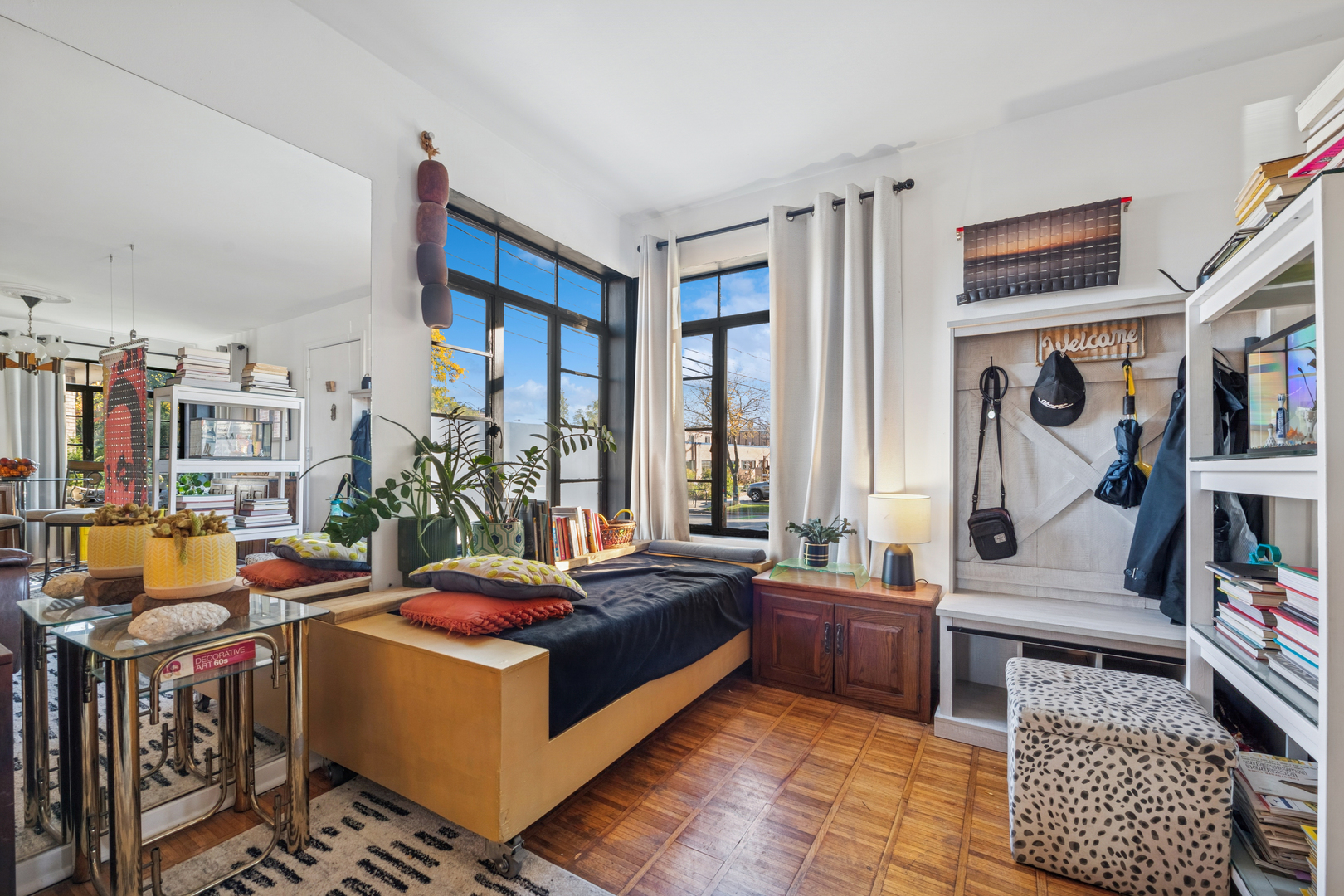 1235 N Elmwood Avenue