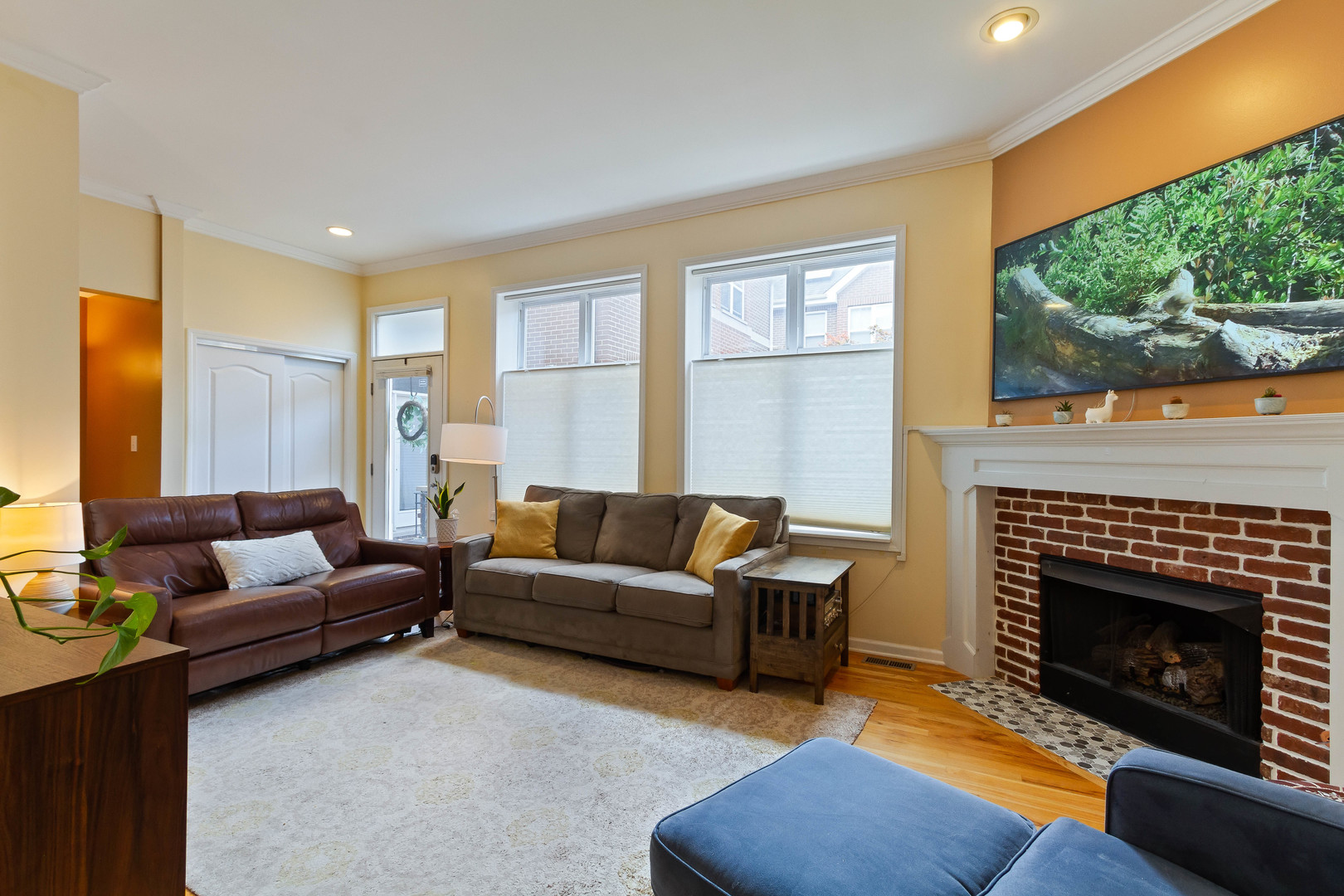 825 E 52nd Street 5C