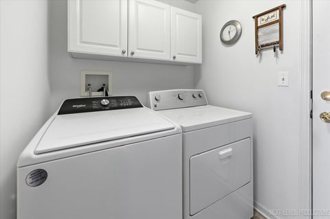 Tiny photo for 869 Cambridge Drive, Batavia, IL 60510 (MLS # 12560981)