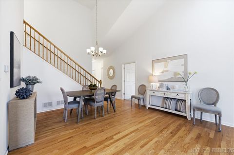 Tiny photo for 869 Cambridge Drive, Batavia, IL 60510 (MLS # 12560981)