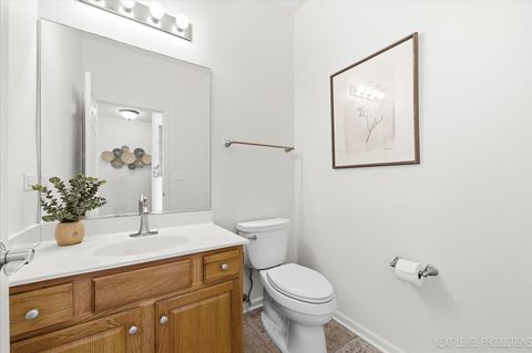 Tiny photo for 869 Cambridge Drive, Batavia, IL 60510 (MLS # 12560981)