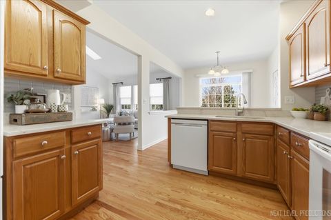 Tiny photo for 869 Cambridge Drive, Batavia, IL 60510 (MLS # 12560981)