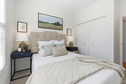 Tiny photo for 869 Cambridge Drive, Batavia, IL 60510 (MLS # 12560981)