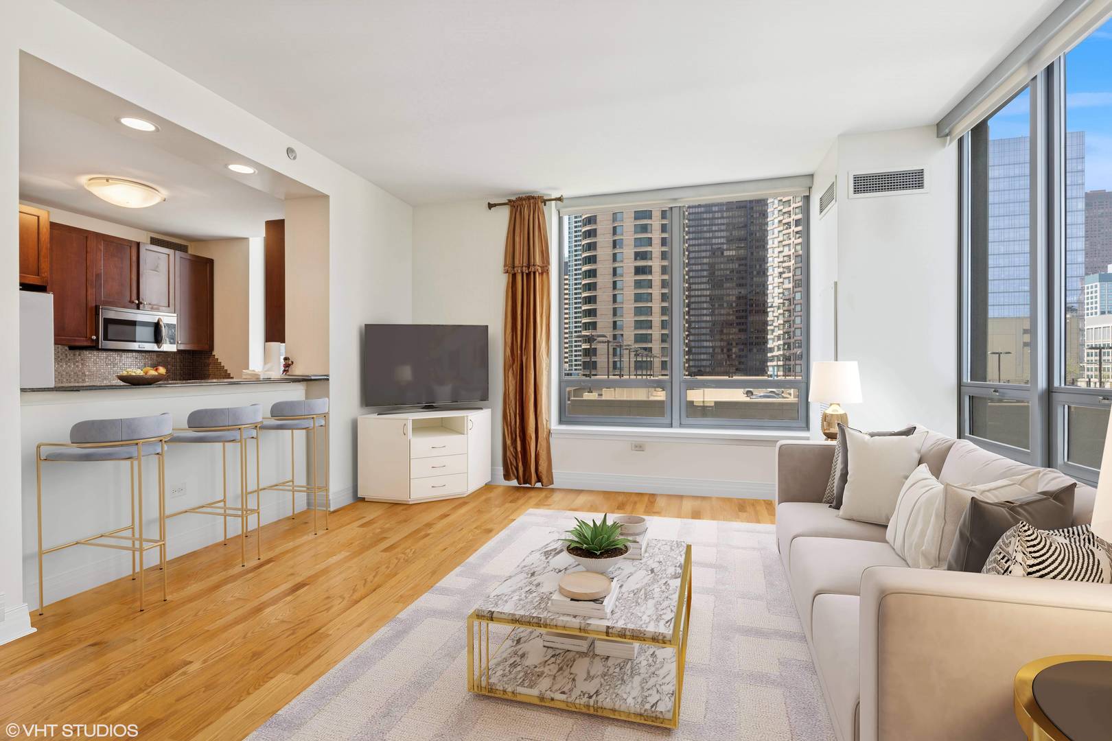600 N LAKE SHORE Drive 1309