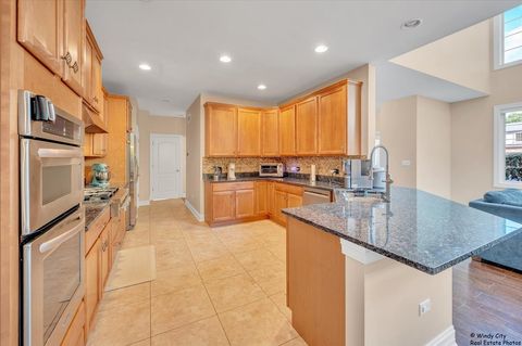 Tiny photo for 2453 Nicola Court, Addison, IL 60101 (MLS # 12512174)