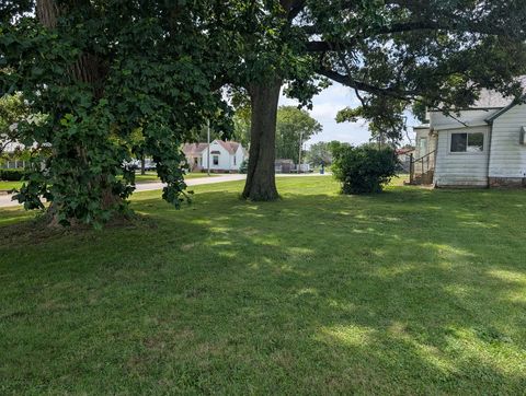 Tiny photo for 207 S Center Street, Sadorus, IL 61872 (MLS # 12430760)