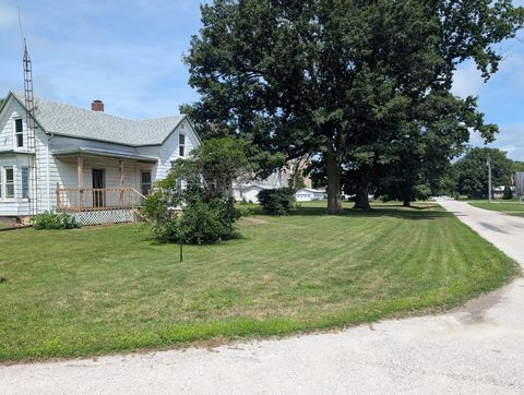Tiny photo for 207 S Center Street, Sadorus, IL 61872 (MLS # 12430760)