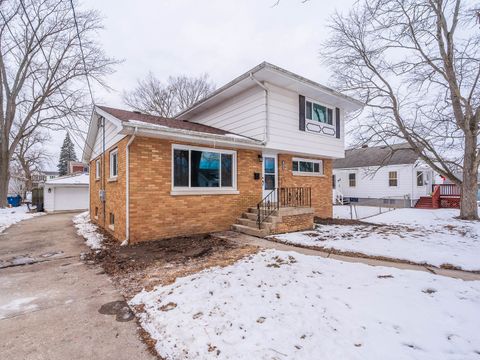 Tiny photo for 1466 Wood Street, Crete, IL 60417 (MLS # 12561105)