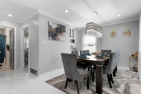 Tiny photo for 7030 Foster Street, Morton Grove, IL 60053 (MLS # 12525502)