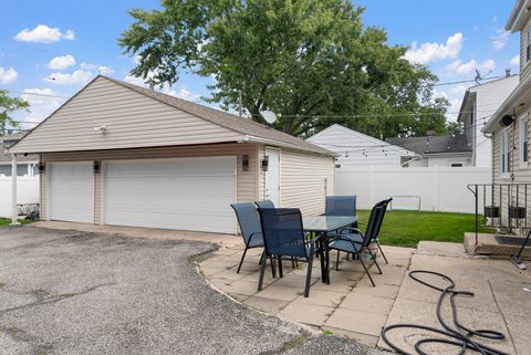Tiny photo for 7030 Foster Street, Morton Grove, IL 60053 (MLS # 12525502)
