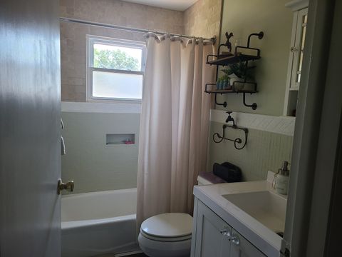 Tiny photo for 1331 W Washington Street, Ottawa, IL 61350 (MLS # 12419598)