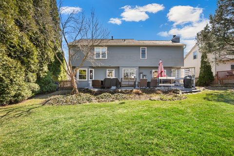 Tiny photo for 1932 Banks Drive, Elgin, IL 60123 (MLS # 12625522)