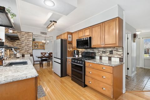 Tiny photo for 1932 Banks Drive, Elgin, IL 60123 (MLS # 12625522)