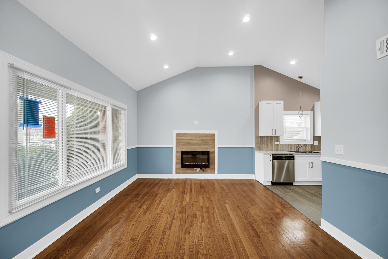 12500 S Loomis Street