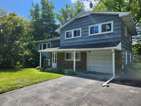 Tiny photo for 629 Jonquil Avenue, Lisle, IL 60532 (MLS # 12639254)