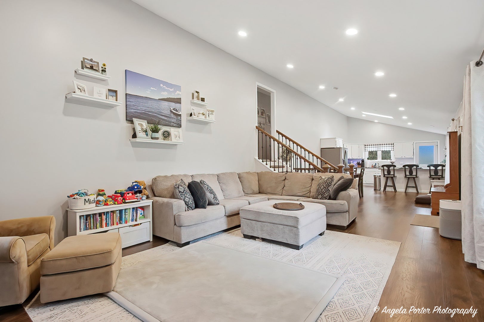 8707 Deer Trail Road
