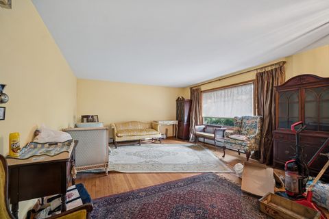 Tiny photo for 1068 N Hainesville Road, Round Lake, IL 60073 (MLS # 12500713)