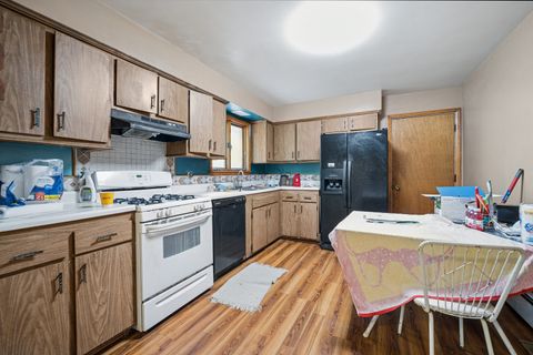 Tiny photo for 1068 N Hainesville Road, Round Lake, IL 60073 (MLS # 12500713)